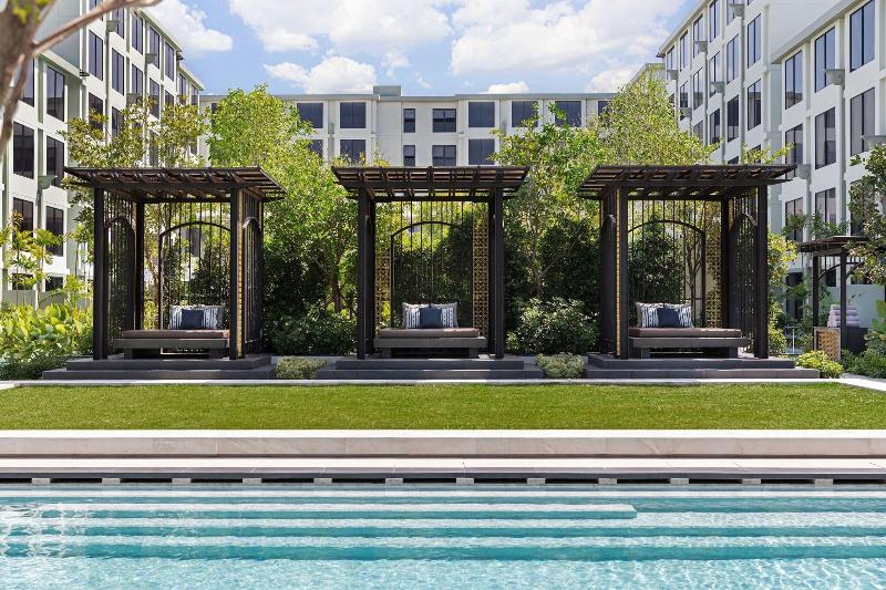 Four Points By Sheraton Phuket Patong Beach Resort - Genel