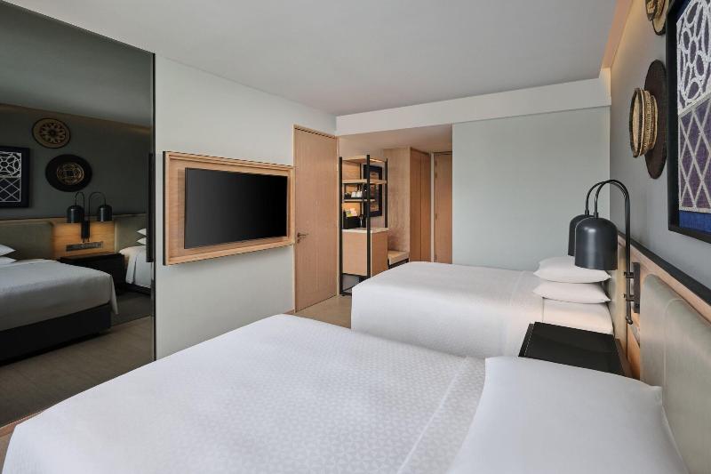 Four Points By Sheraton Phuket Patong Beach Resort - Oda