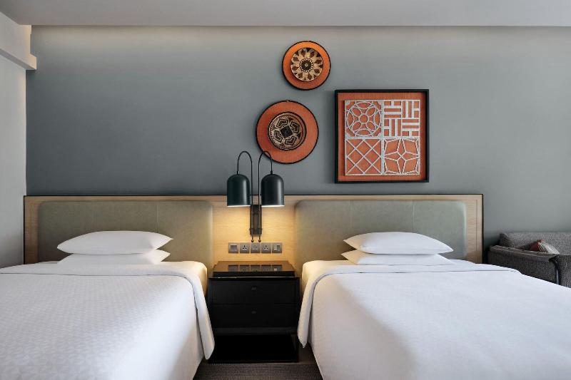 Four Points By Sheraton Phuket Patong Beach Resort - Oda