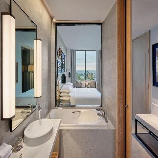 Four Points By Sheraton Phuket Patong Beach Resort fotoÄŸrafÄ±