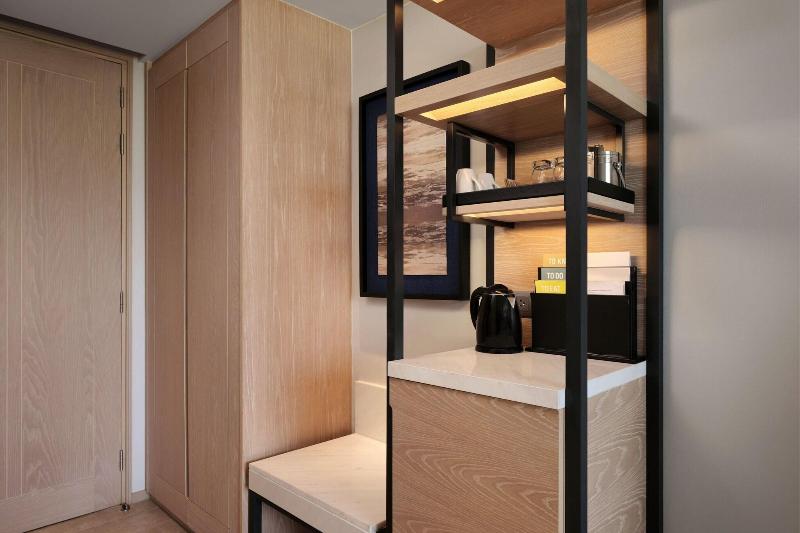 Four Points By Sheraton Phuket Patong Beach Resort - Oda