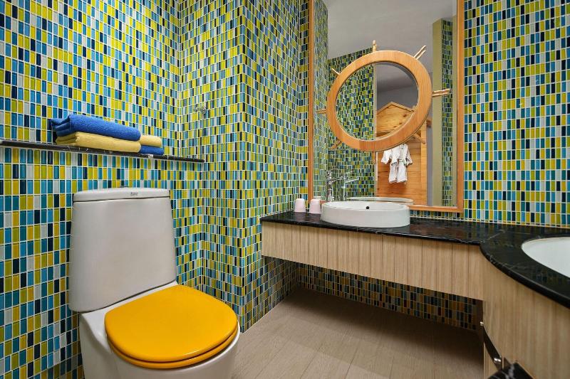 Four Points By Sheraton Phuket Patong Beach Resort - Oda