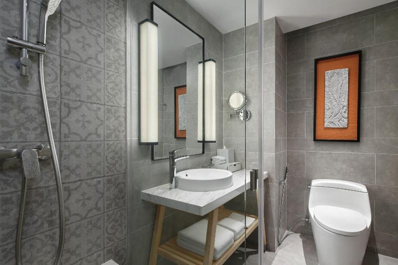Four Points By Sheraton Phuket Patong Beach Resort - Oda