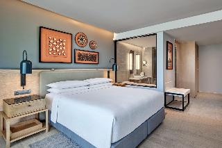 Four Points By Sheraton Phuket Patong Beach Resort fotoÄŸrafÄ±