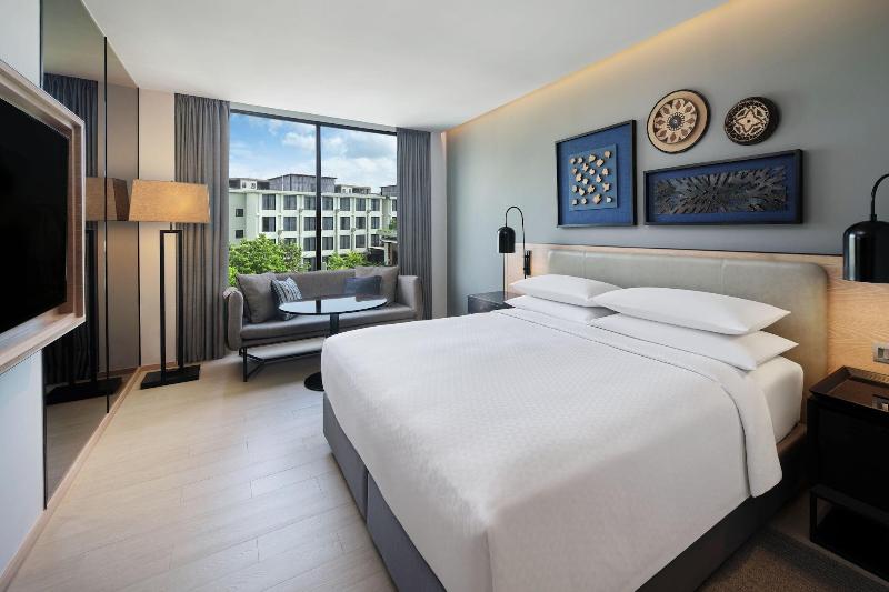 Four Points By Sheraton Phuket Patong Beach Resort - Oda