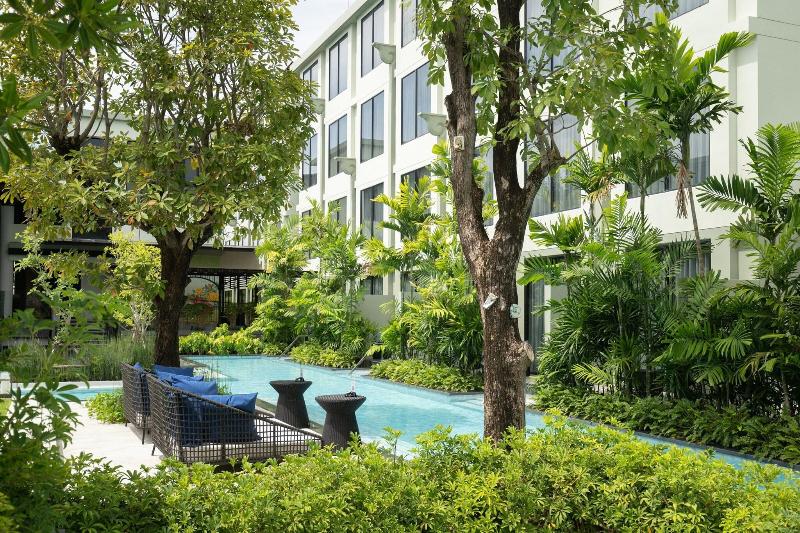 Four Points By Sheraton Phuket Patong Beach Resort - Havuz