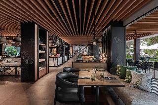 Four Points By Sheraton Phuket Patong Beach Resort fotoÄŸrafÄ±