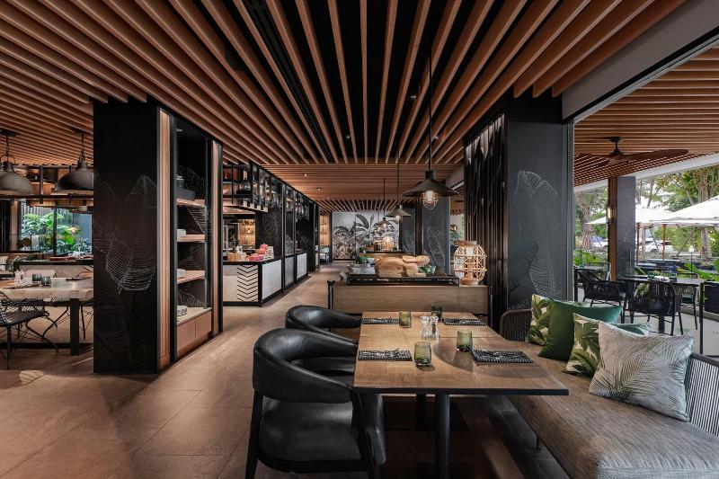Four Points By Sheraton Phuket Patong Beach Resort - Restoran