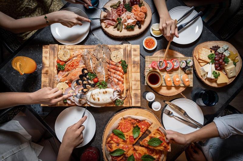 Four Points By Sheraton Phuket Patong Beach Resort - Restoran