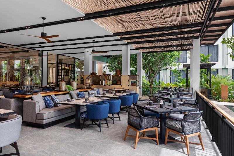 Four Points By Sheraton Phuket Patong Beach Resort - Restoran