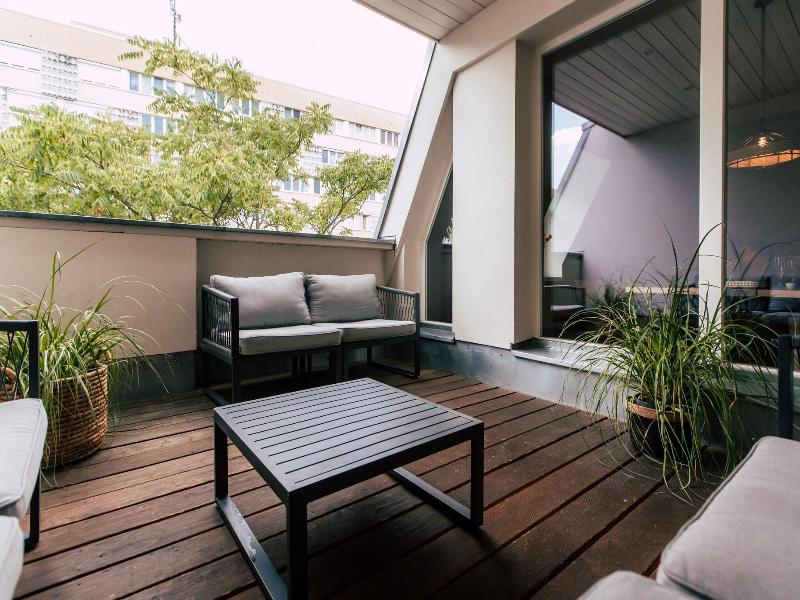 Stadthaus By Luga Homes - Teras