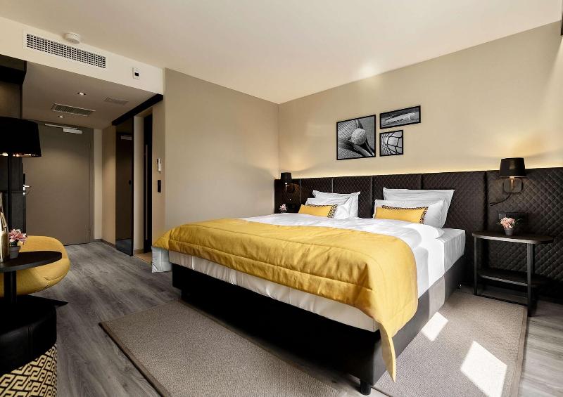 Court Hotel - Oda