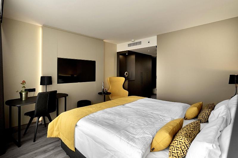 Court Hotel - Oda
