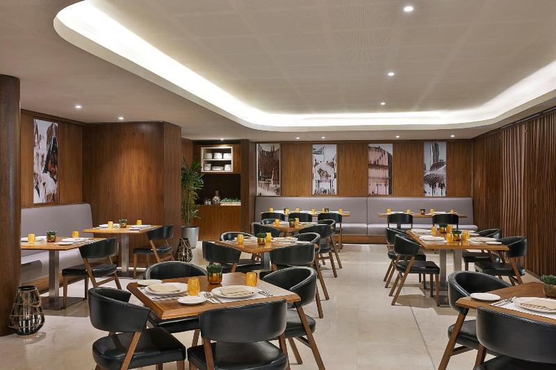 Riyadh Diplomatic Quarter - Marriott Executive Apa - Restoran
