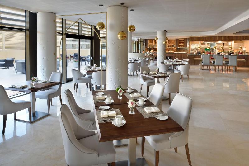 Riyadh Diplomatic Quarter - Marriott Executive Apa - Restoran
