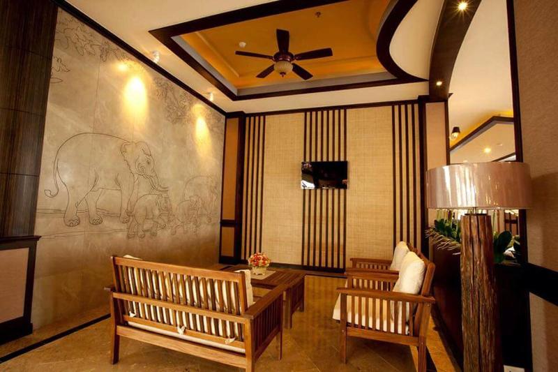 J & Y Lodge Hotel - Lobi