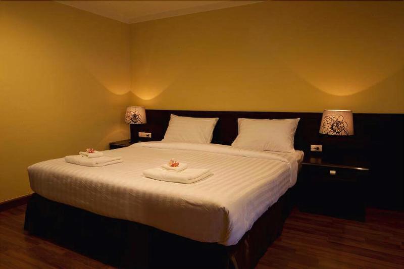 J & Y Lodge Hotel - Oda