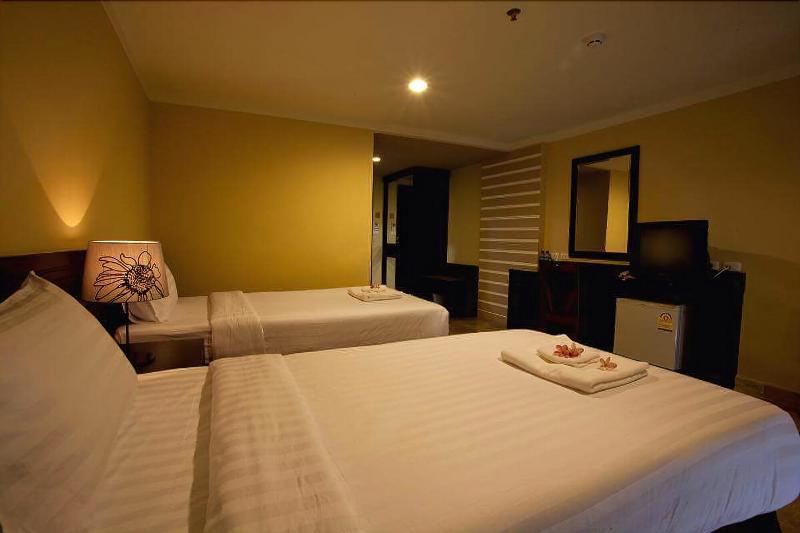 J & Y Lodge Hotel - Oda