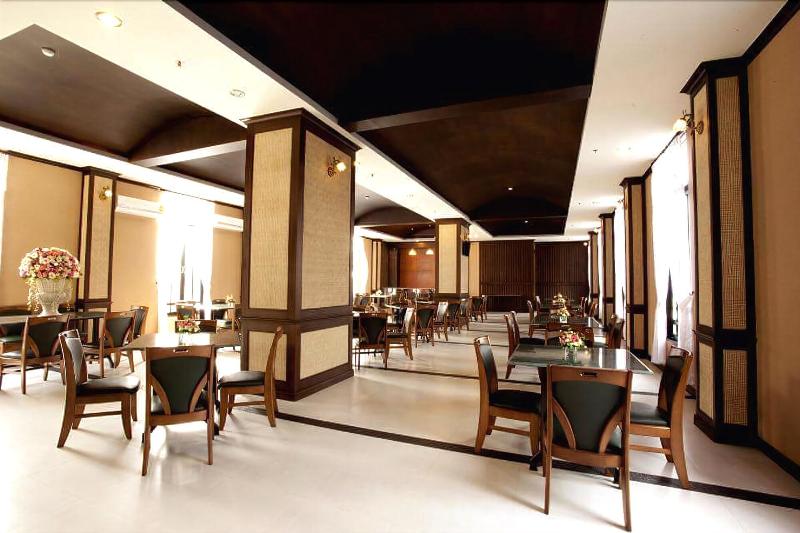 J & Y Lodge Hotel - Restoran