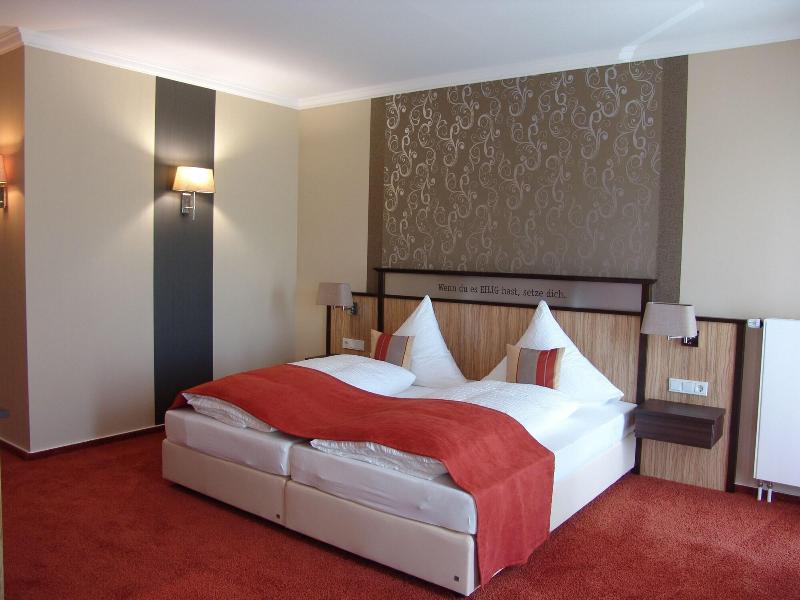 M13 Hotel - Oda