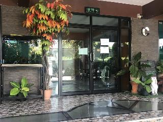 Lert Sri Hotel fotoÄŸrafÄ±