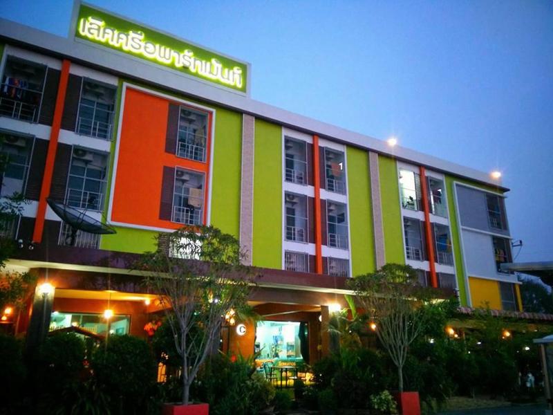 Lert Sri Hotel - Genel