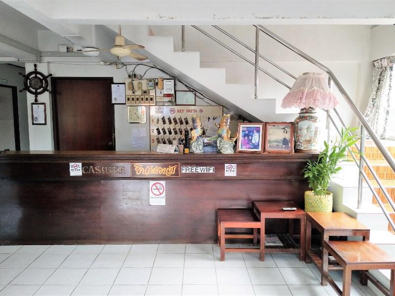 Pattha Hotel - Lobi