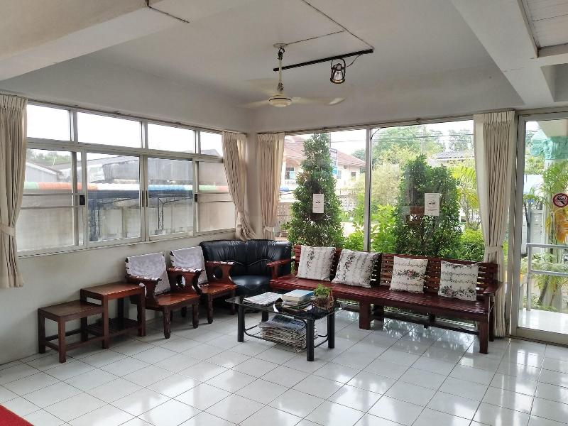Pattha Hotel - Lobi