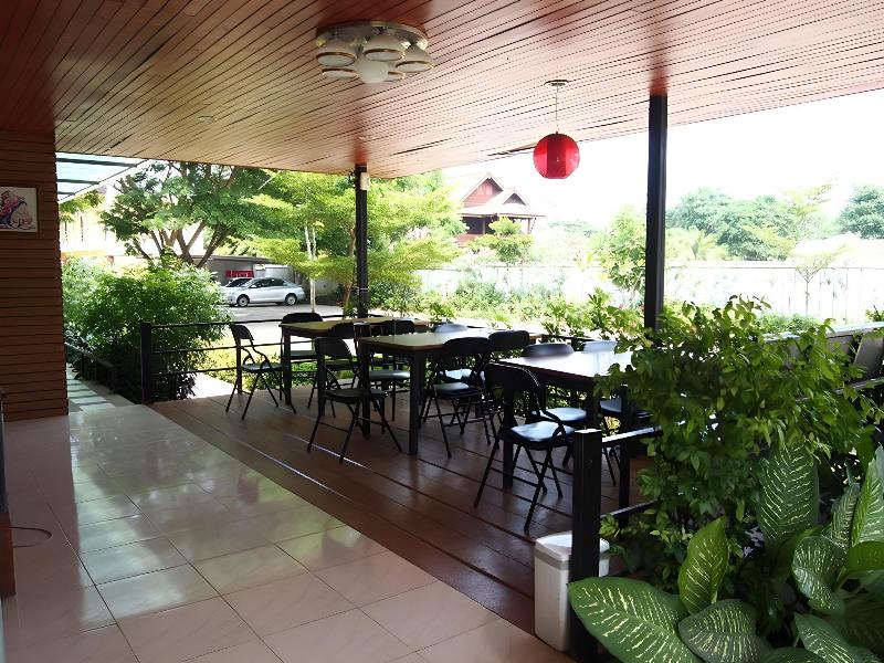 Baansakulpetch Hotel - Lobi