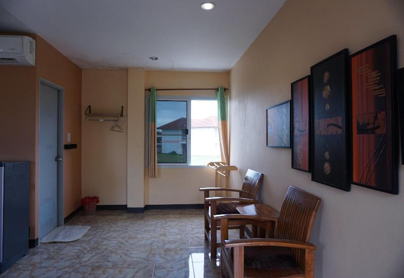 Phoemphoon 2 Hotel - Oda