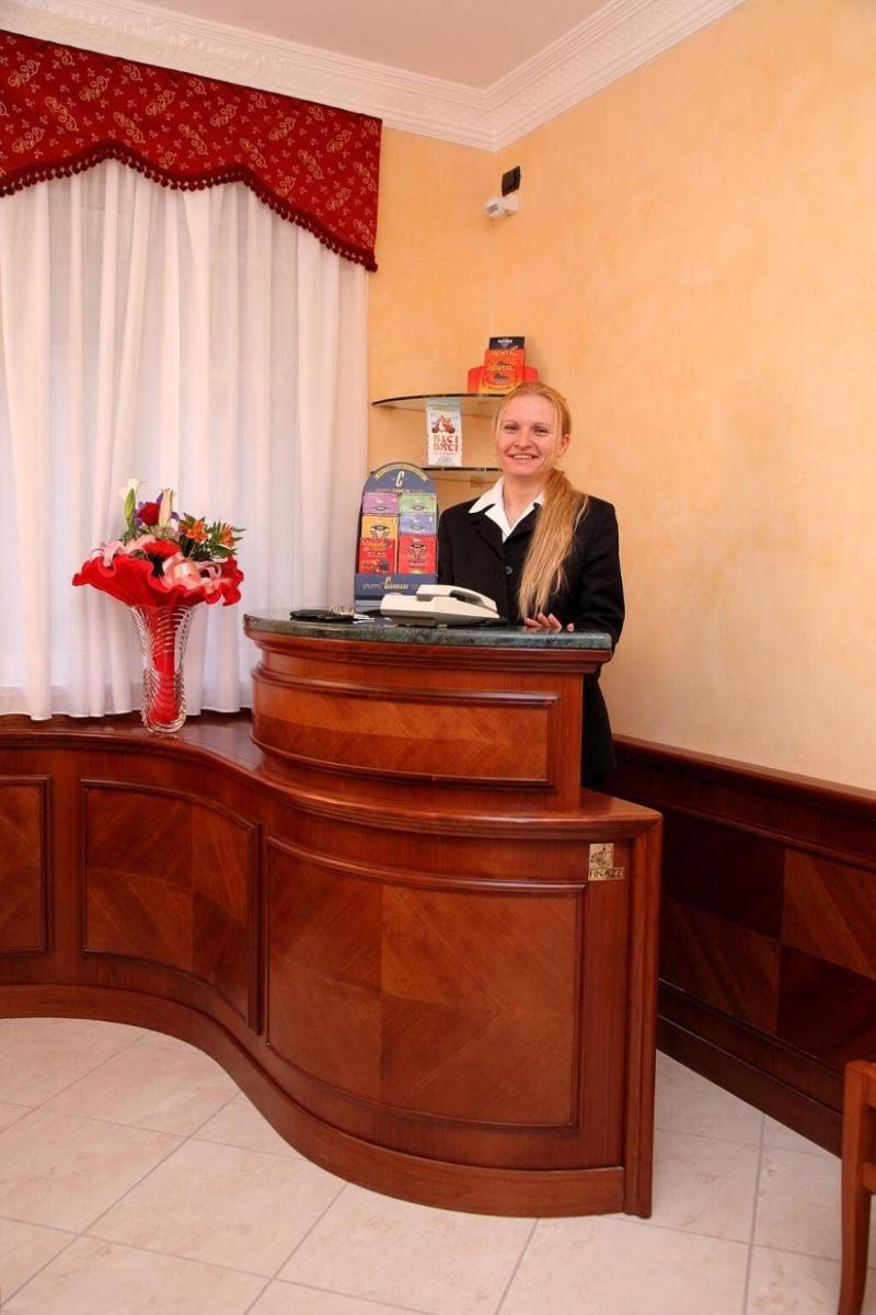 Guest House Galaxy - Lobi