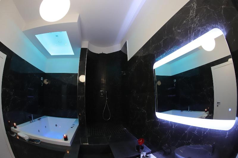 Mecla Suites - Oda