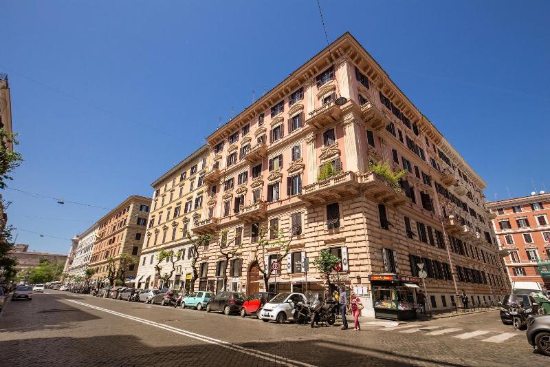 Chester Suites - Genel