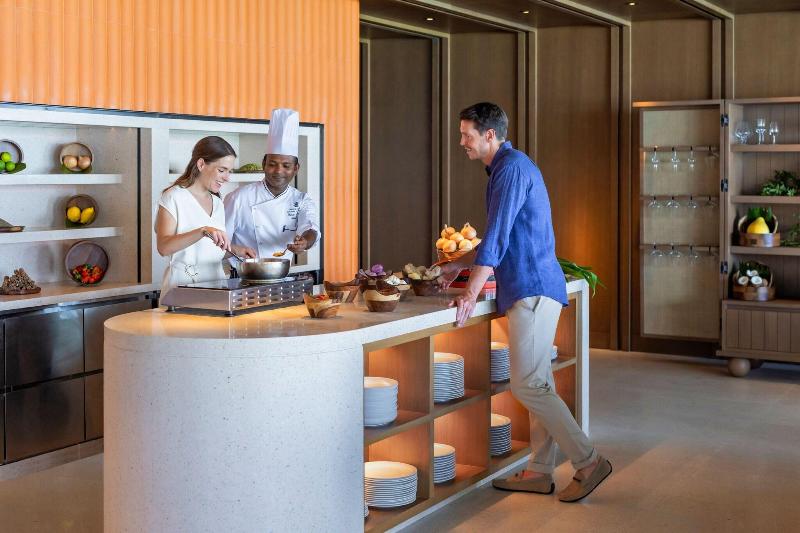 The Ritz-Carlton Maldives, Fari Islands - Genel