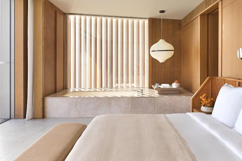 The Ritz-Carlton Maldives, Fari Islands - Genel