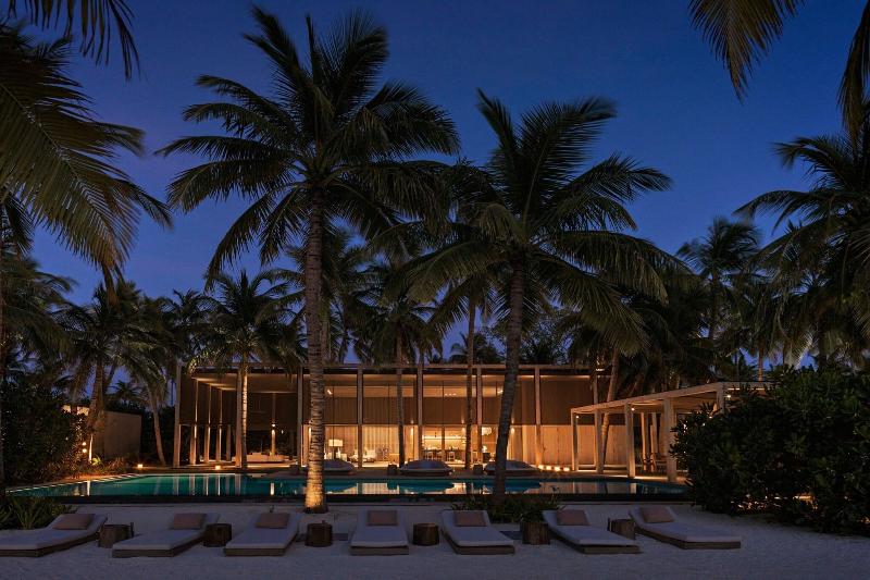 The Ritz-Carlton Maldives, Fari Islands - Genel
