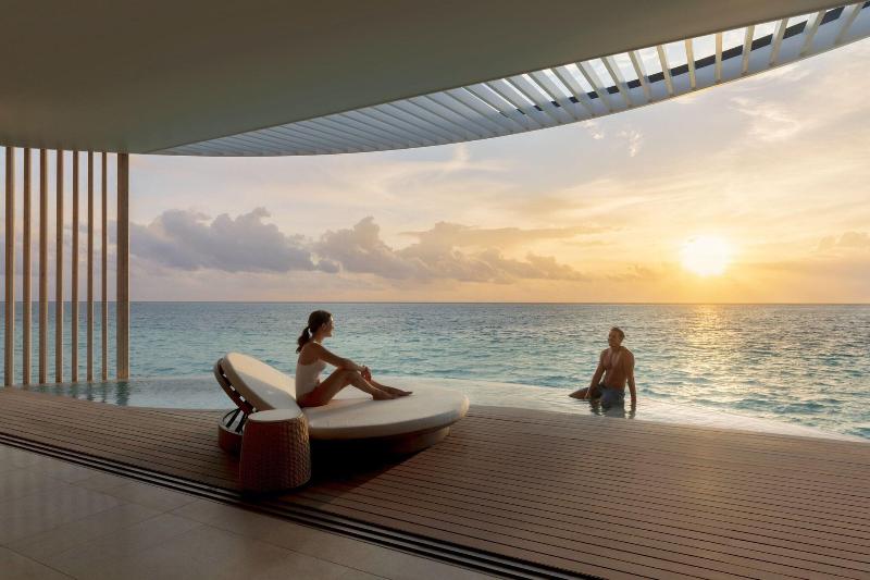 The Ritz-Carlton Maldives, Fari Islands - Havuz