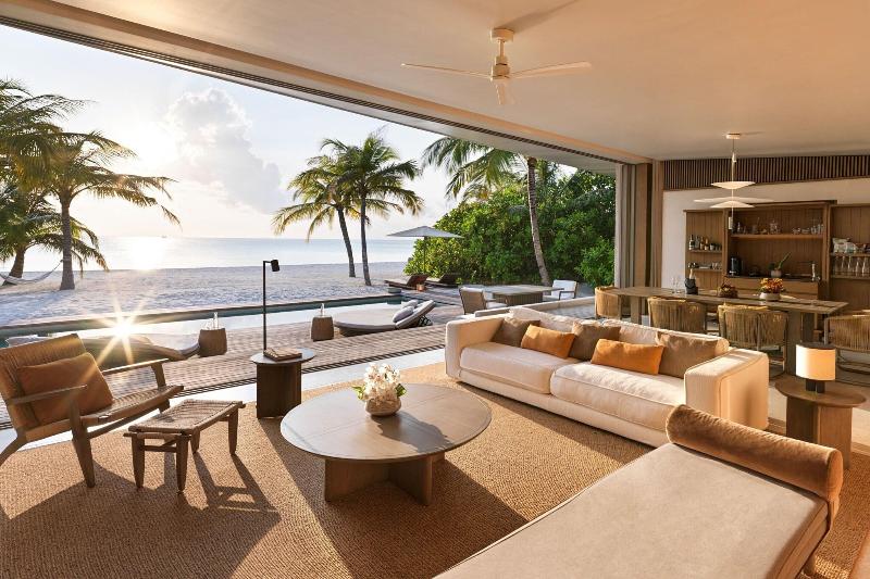 The Ritz-Carlton Maldives, Fari Islands - Plaj
