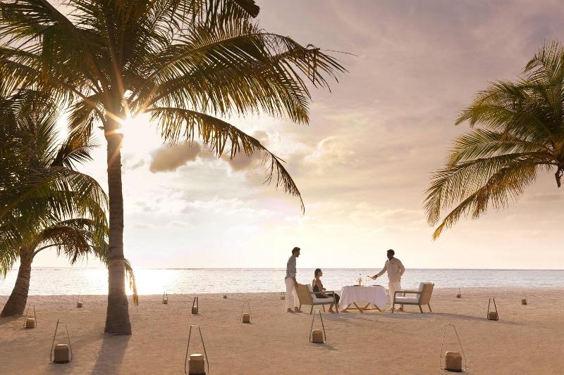 The Ritz-Carlton Maldives, Fari Islands - Plaj