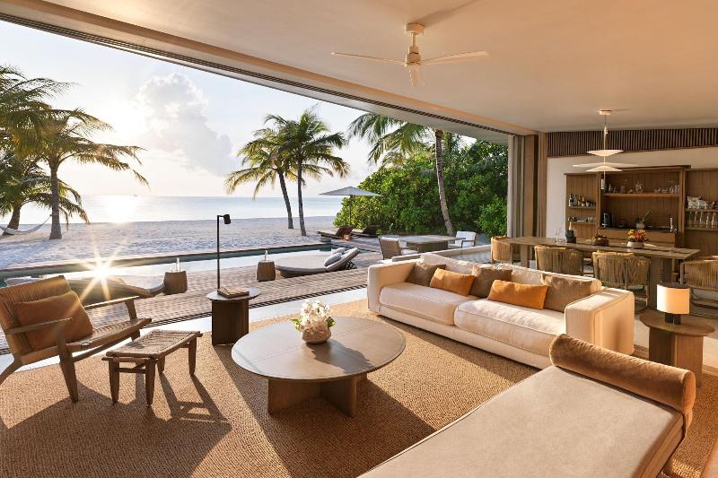 The Ritz-Carlton Maldives, Fari Islands - Plaj