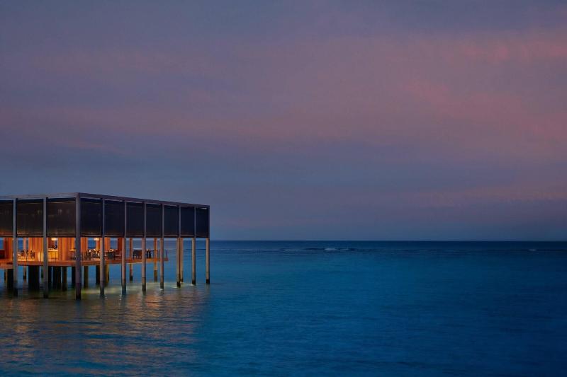 The Ritz-Carlton Maldives, Fari Islands - Restoran