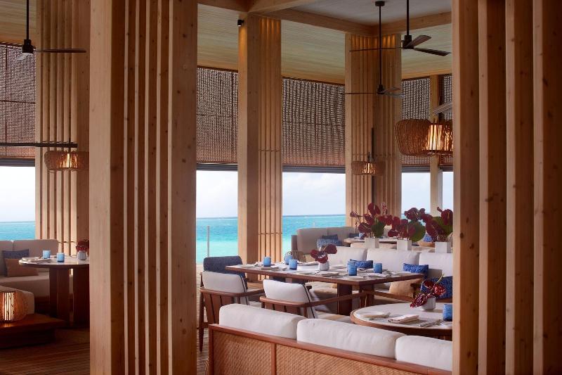 The Ritz-Carlton Maldives, Fari Islands - Restoran