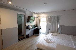 Surachet @ 257 Boutique House SHA by ZUZU fotoÄŸrafÄ±