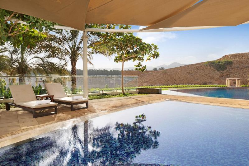Jw Marriott Muscat - Havuz