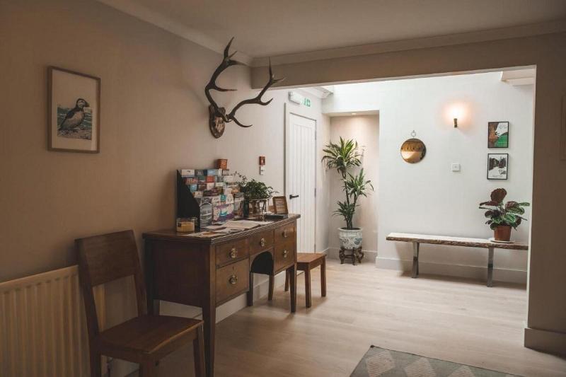 Hame Hotel - Lobi