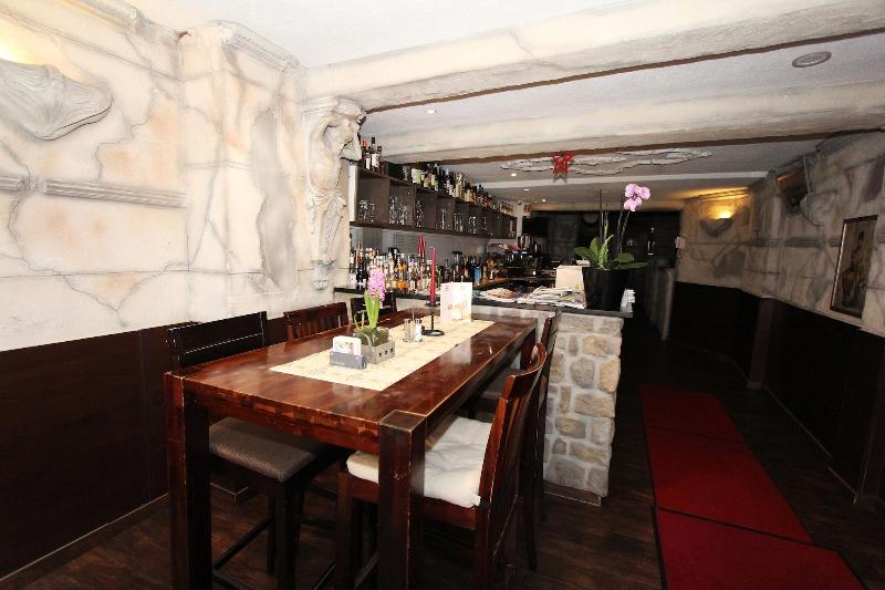 Pension Villa Colosseo - Restoran