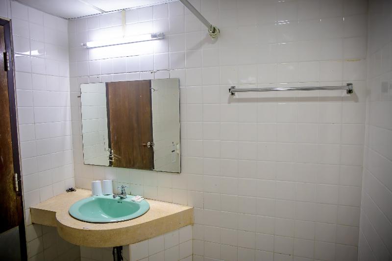 Lukmuang 2 Hotel - Oda