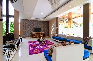 Ombey Guest House by ZUZU otel fotoğrafı