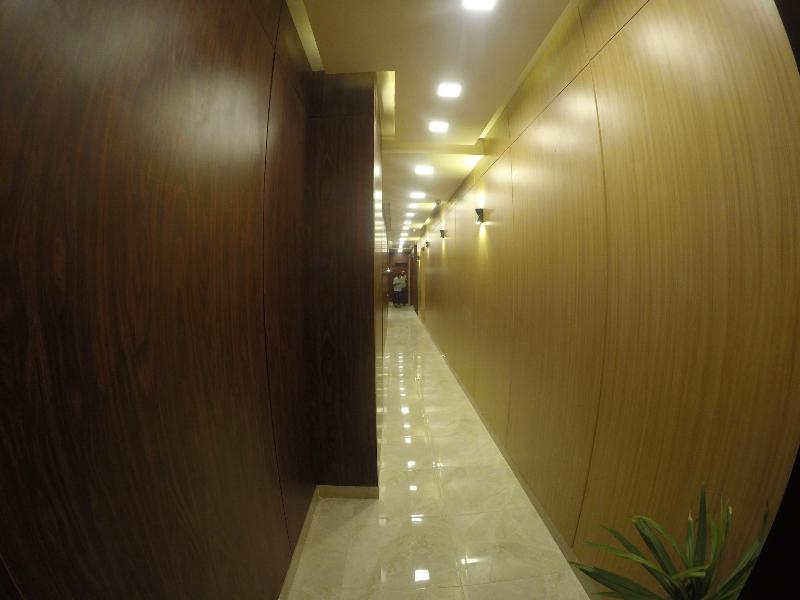 Grand City Hotel - Lobi