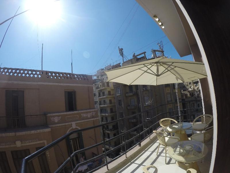 Grand City Hotel - Teras